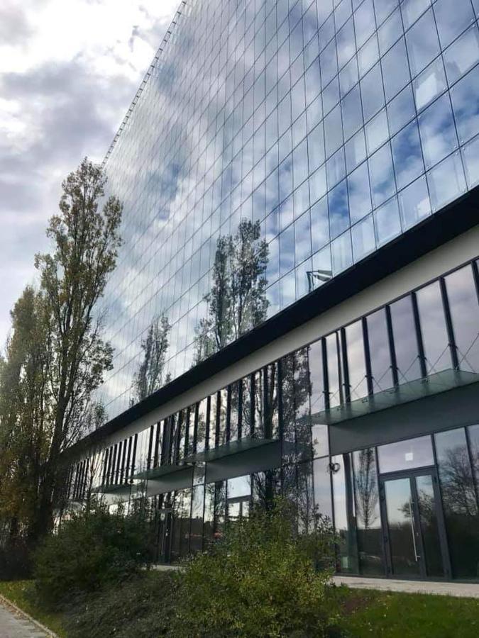 Wola Loft Apartment Warsaw Luaran gambar